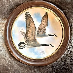 Canada Geese Larry Toschick Signed and Framed Collector Plate Limited Edition